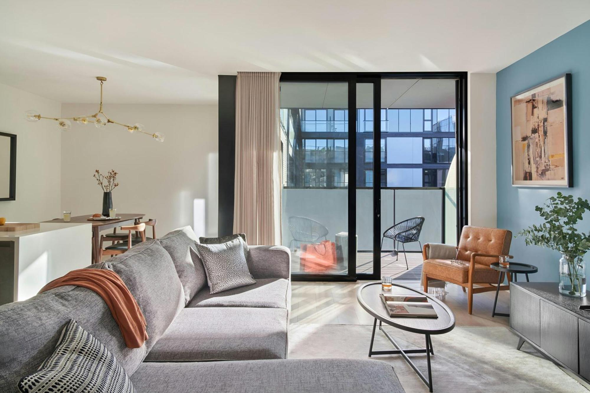 Sonder By Marriott Bonvoy Britain Quay Grand Canal Square